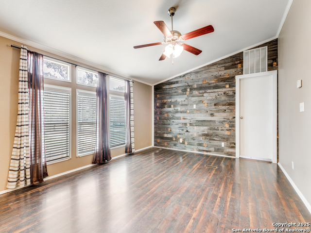 Image 5 of 32 For 5107 Savannah Woods