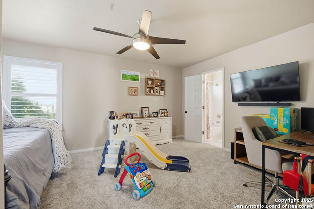 Listing photo id 35 for 711 Midway Crest