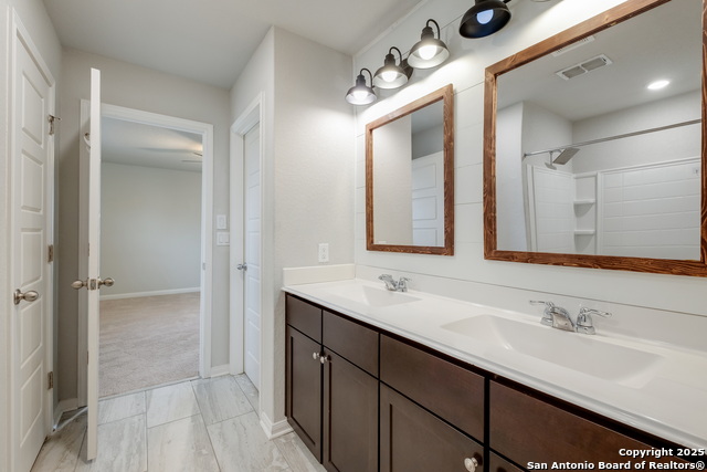 Image 26 of 34 For 533 Sand Trail