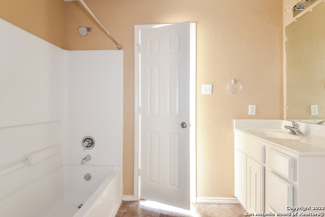 Image 10 of 15 For 5503 Hidden Canyon