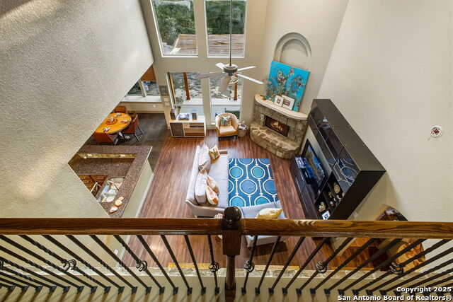 Image 21 of 39 For 25915 Splashing Rock