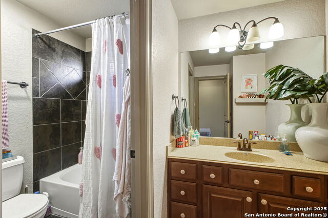 Image 32 of 39 For 25915 Splashing Rock