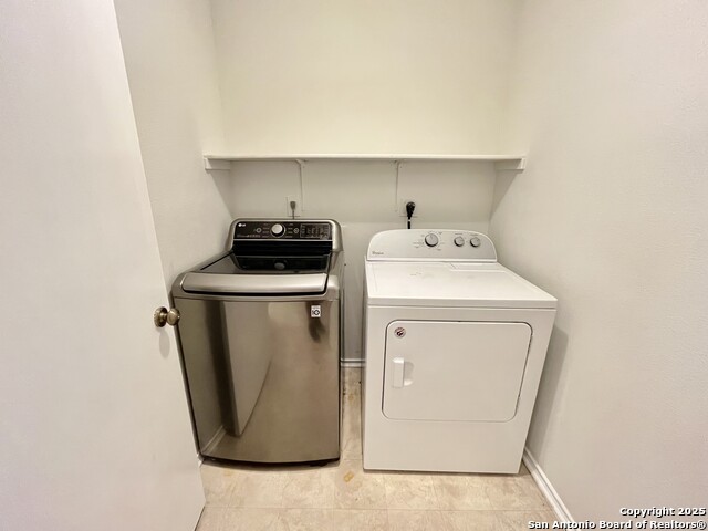 Image 33 of 41 For 6730 Melody Canyon Dr