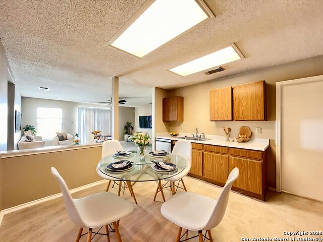 Image 6 of 41 For 6730 Melody Canyon Dr