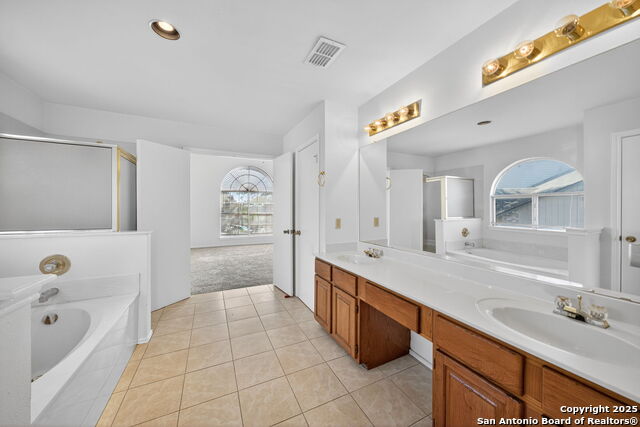 Listing photo id 23 for 7727 Plainsman