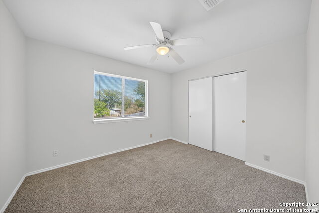 Listing photo id 25 for 7727 Plainsman