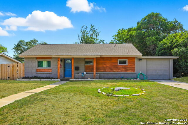 Image 2 of 39 For 434 Millwood