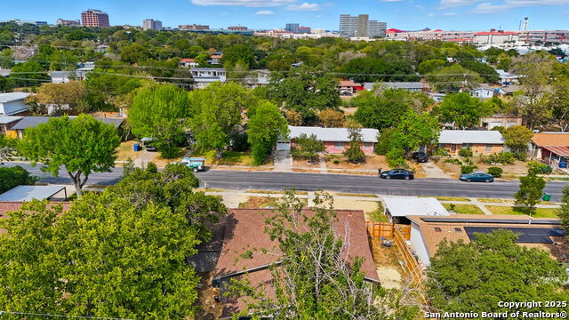 Image 33 of 39 For 434 Millwood