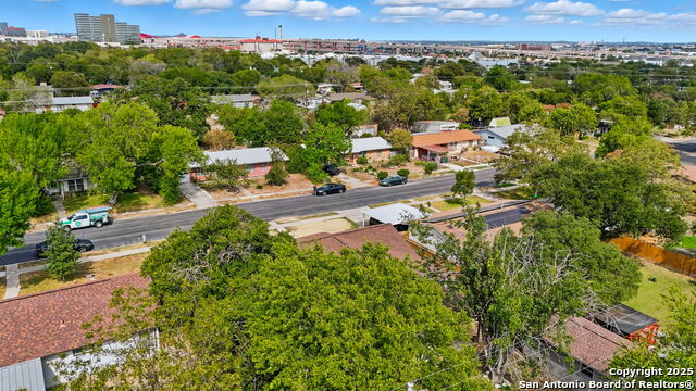 Image 34 of 39 For 434 Millwood