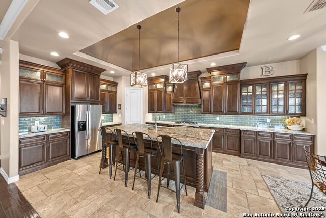 Image 11 of 89 For 105 Alexandria