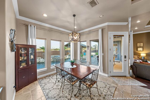 Image 14 of 89 For 105 Alexandria