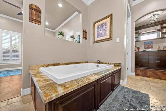 Image 23 of 89 For 105 Alexandria