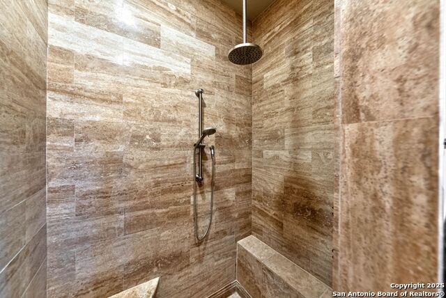 Image 24 of 89 For 105 Alexandria