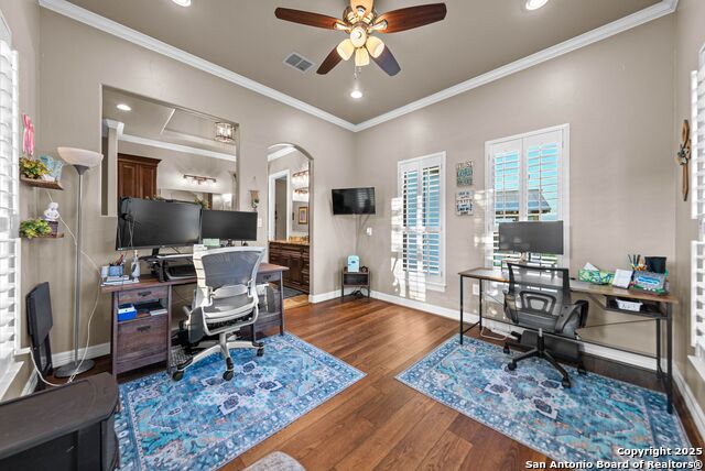 Image 27 of 89 For 105 Alexandria