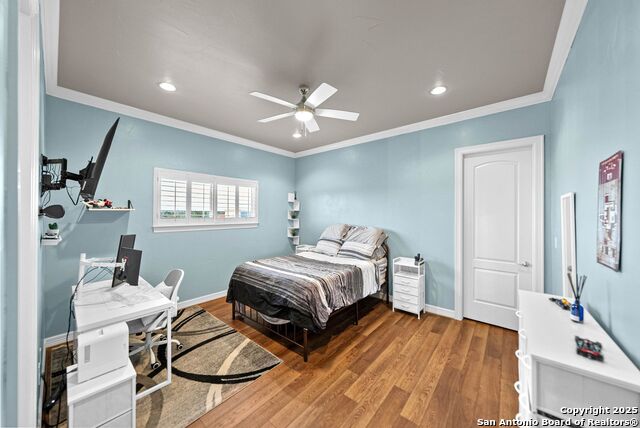 Image 32 of 89 For 105 Alexandria