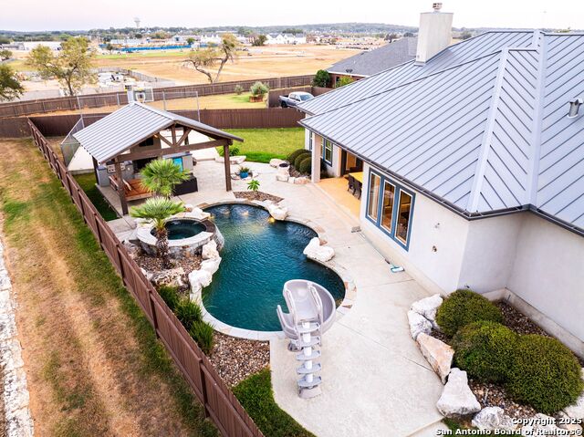 Image 72 of 89 For 105 Alexandria