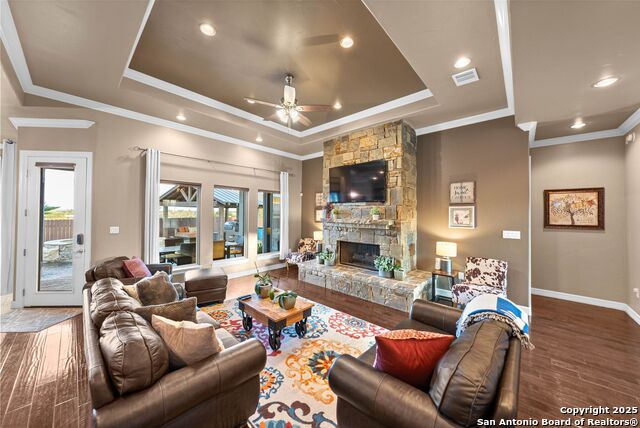 Image 8 of 89 For 105 Alexandria