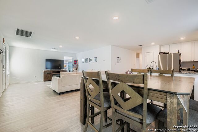 Image 10 of 32 For 13919 Weir Pl