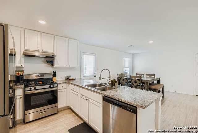 Image 13 of 32 For 13919 Weir Pl