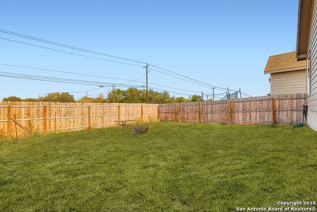 Image 28 of 32 For 13919 Weir Pl