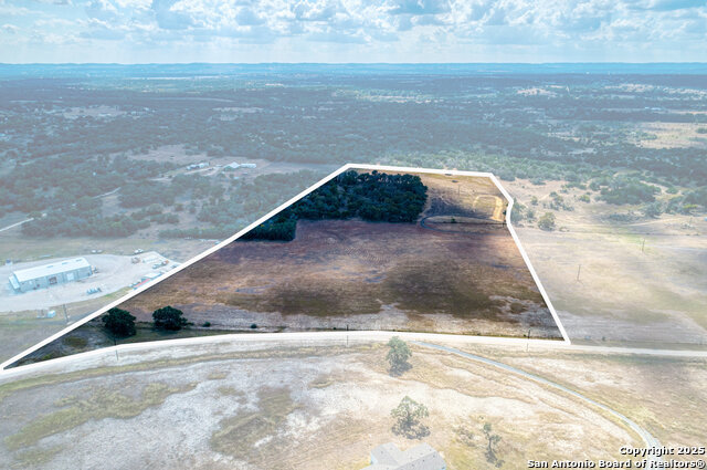 Image 20 of 24 For 261 Watering Hole Trail