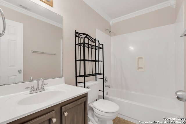 Listing photo id 21 for 5644 Brougham Way