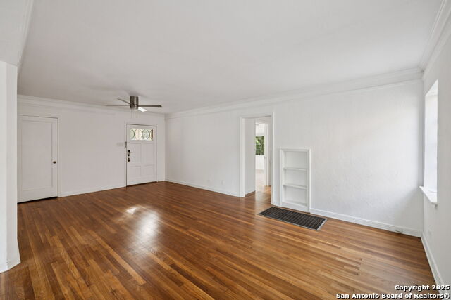 Image 4 of 25 For 515 Olmos Dr E 2