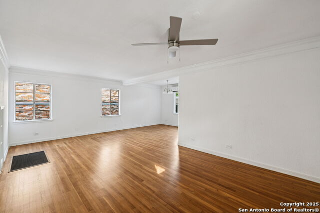 Image 8 of 25 For 515 Olmos Dr E 2