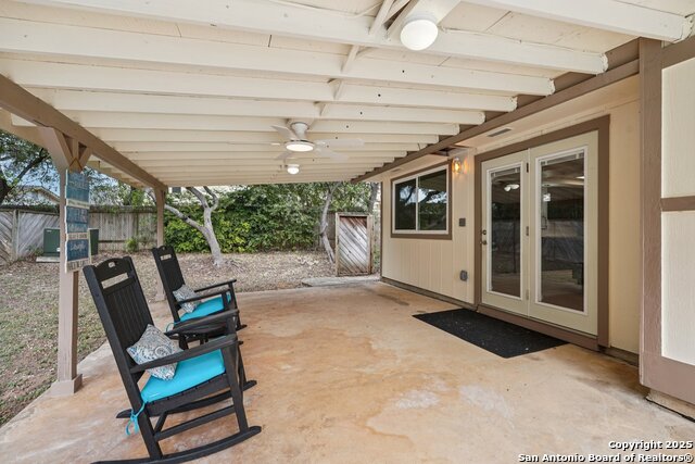 Listing photo id 28 for 5327 Timber Glade