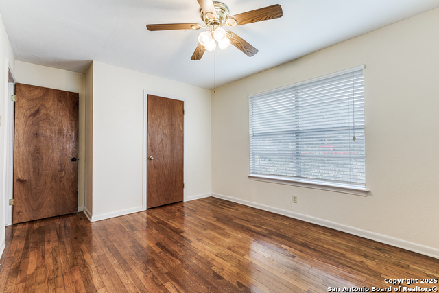 Image 16 of 25 For 310 Chipinque