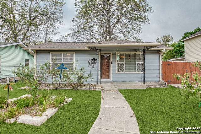 Image 4 of 25 For 310 Chipinque