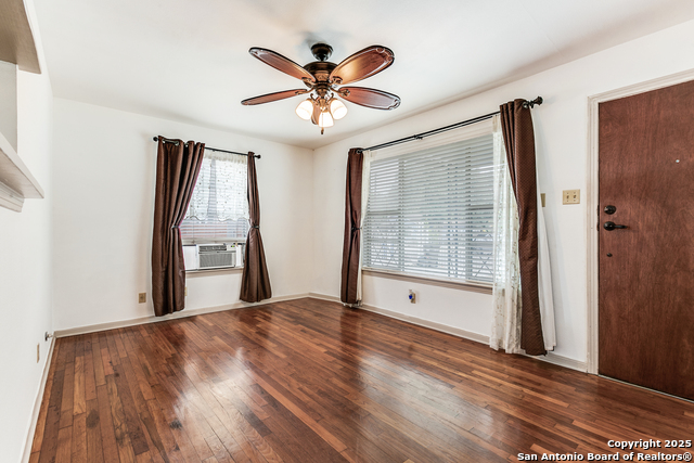 Image 6 of 25 For 310 Chipinque