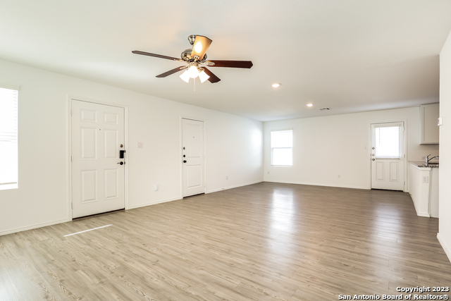 Image 3 of 16 For 8835 Barrow Path