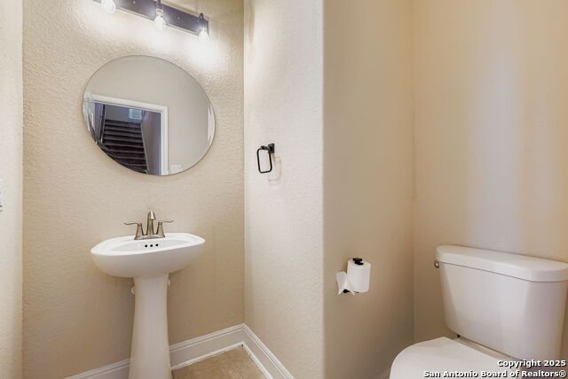 Image 11 of 31 For 220 Heavenly View