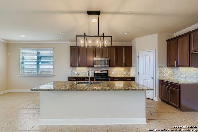 Image 7 of 31 For 220 Heavenly View