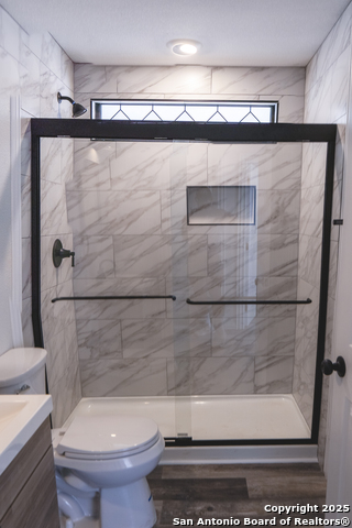 Image 11 of 24 For 1426 Logwood Ave