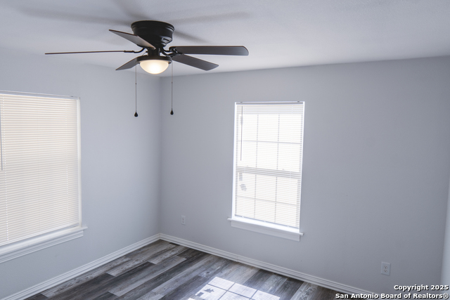 Image 17 of 24 For 1426 Logwood Ave