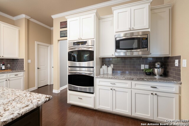 Image 10 of 48 For 110 Longwood