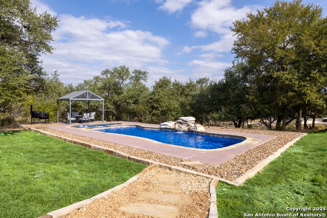 Image 35 of 48 For 110 Longwood