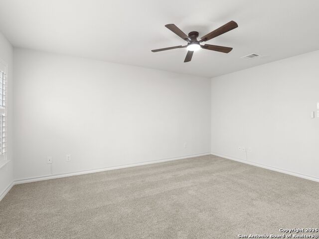 Listing photo id 25 for 4135 Woodbridge Way