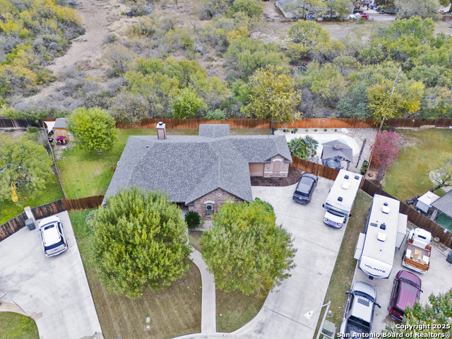 Image 39 of 40 For 7 Briar Court