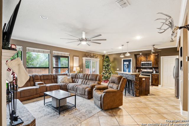 Image 6 of 40 For 7 Briar Court