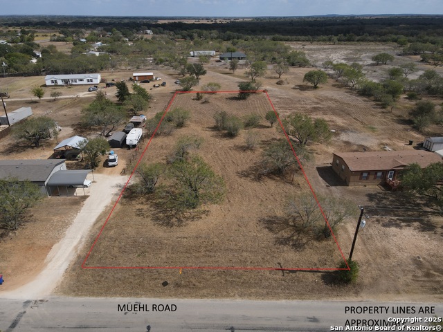 Details for 141 Muehl  , Seguin, TX 78155