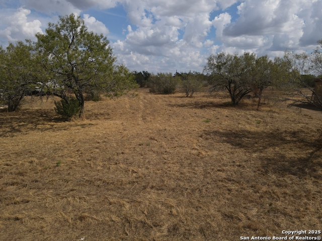 Image 3 of 13 For 141 Muehl