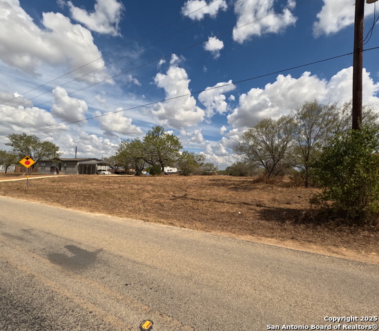 Image 7 of 13 For 141 Muehl