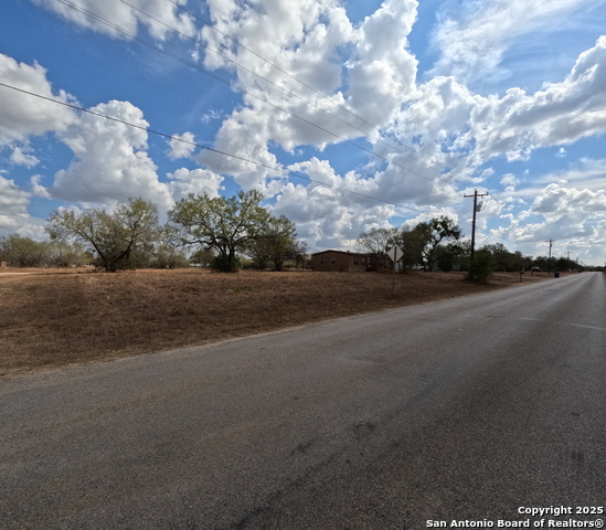 Image 8 of 13 For 141 Muehl