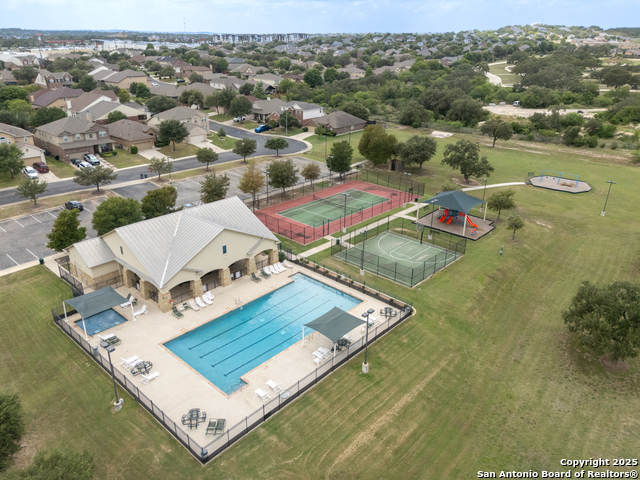 Image 35 of 46 For 5911 Cecilyann