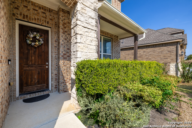 Image 4 of 46 For 5911 Cecilyann