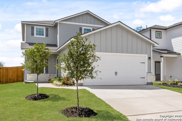 Listing photo id 0 for 4507 Caracara Court