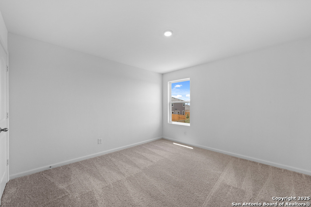 Listing photo id 21 for 4507 Caracara Court